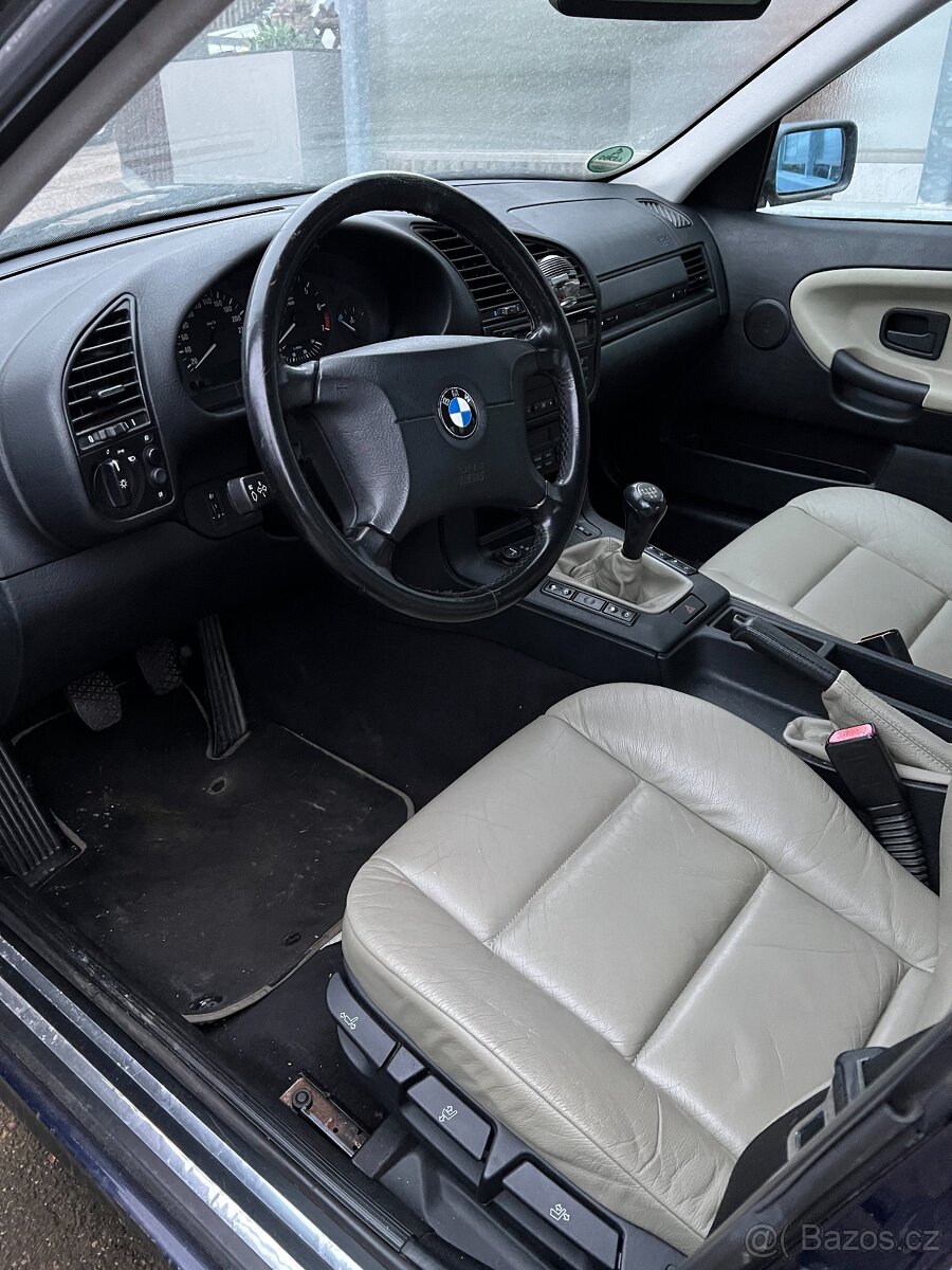 BMW E36 320i - 3