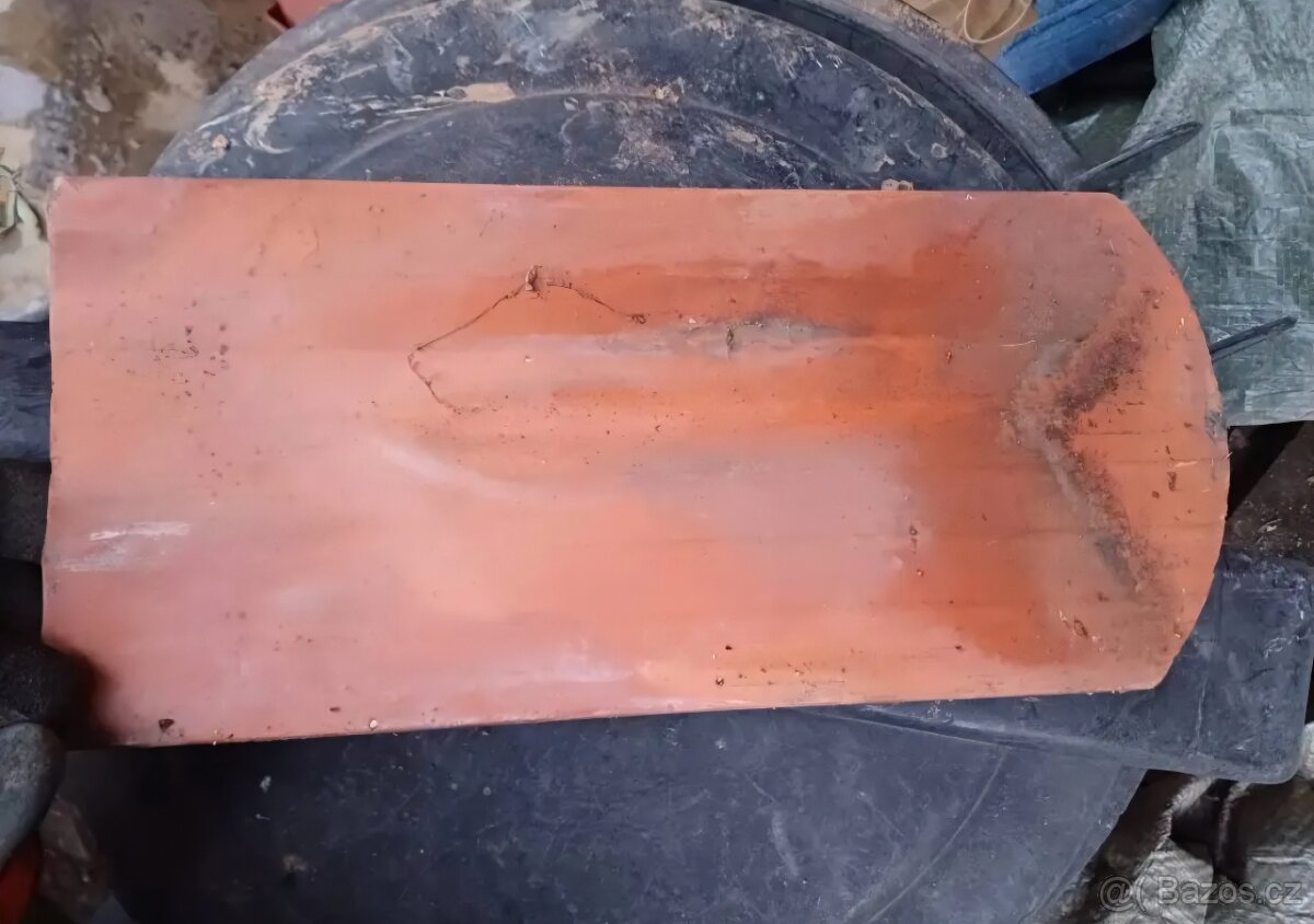 Střešní tašky za odvoz - 3
