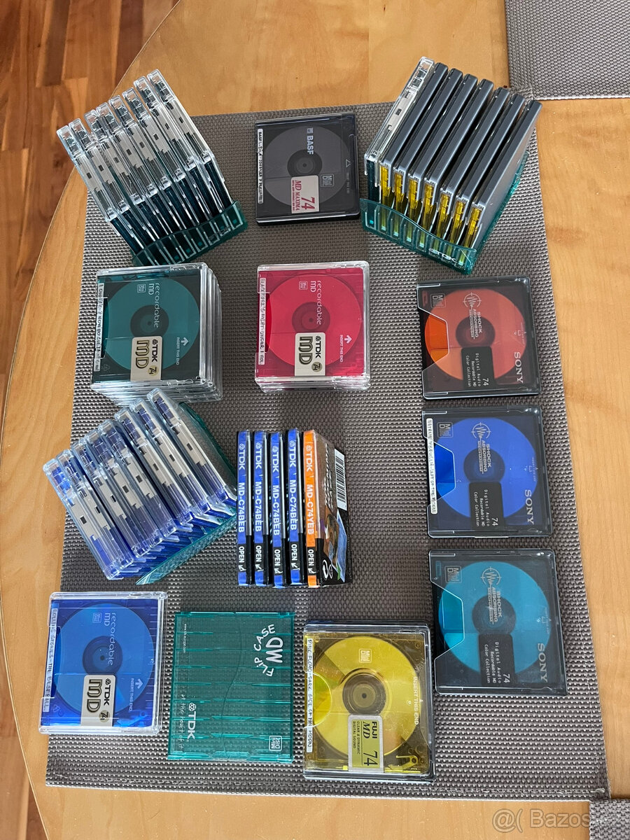 Komplet retro sada MiniDisc s příslušenstvím pro archivaci - 3