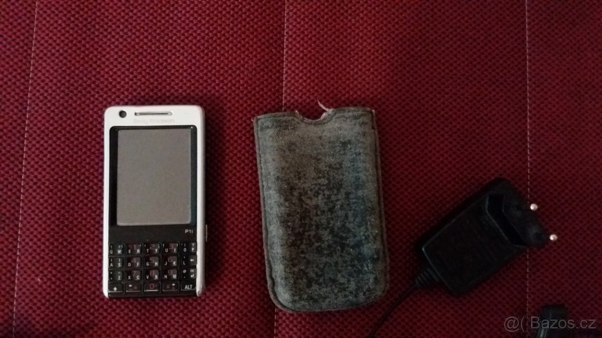 Sony Ericsson P1i - 3