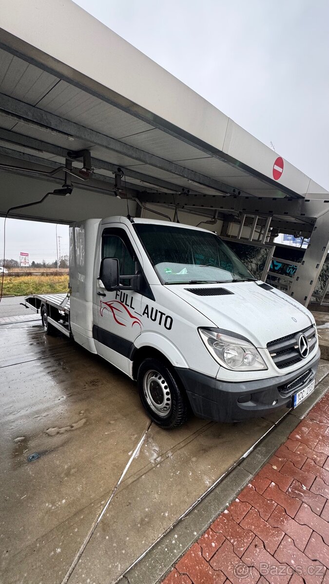 Marsedes Srinter 906 Odtahovka - 3