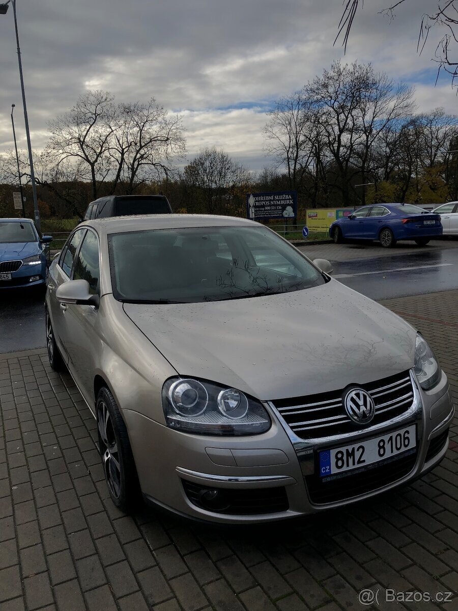 Volkswagen Jetta 103 kw 2.0 tdi - 3