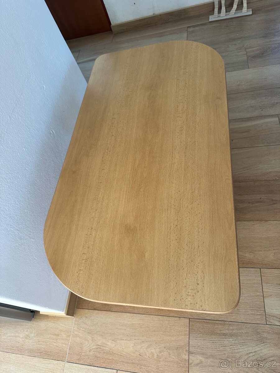 Konferenční stolek - 3