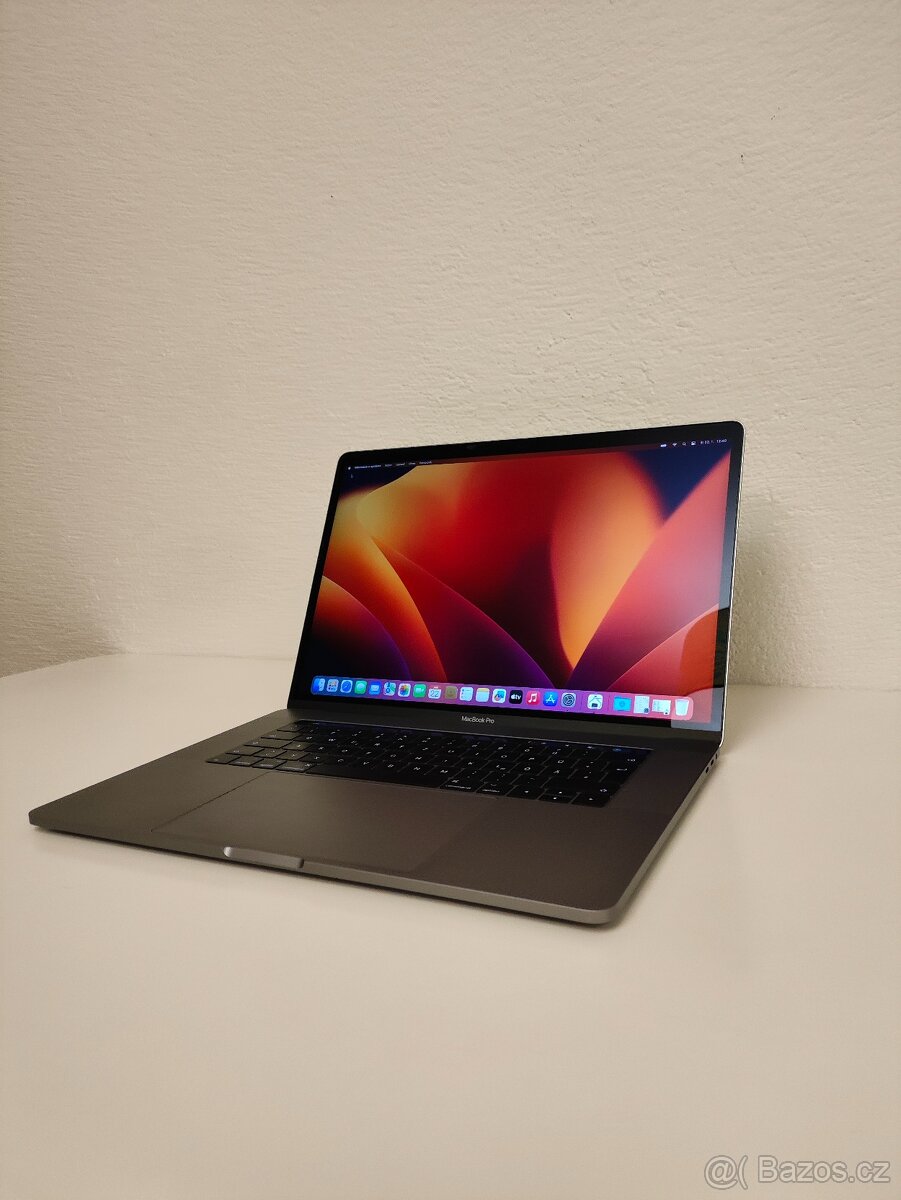 MacBook Pro 2017 i7 | 16GB | 512GB SSD - 3