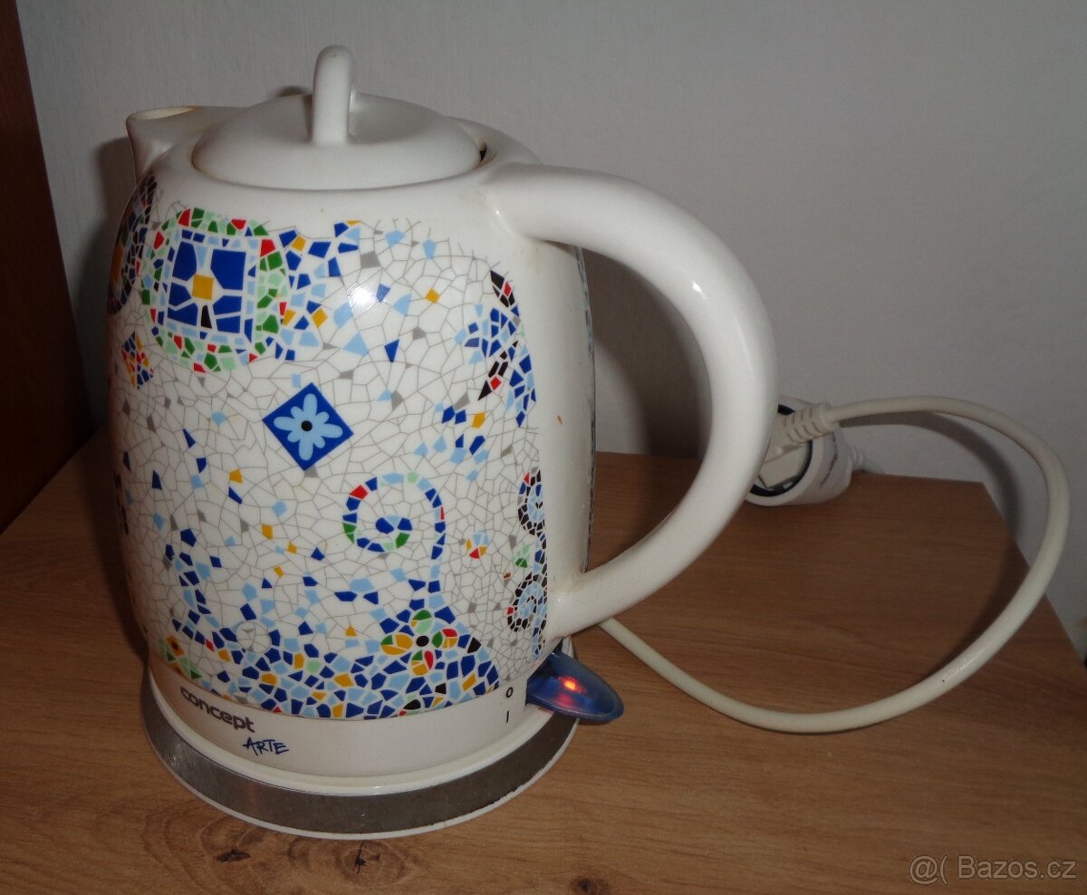 Rychlovarné konvice nabízím: - 3