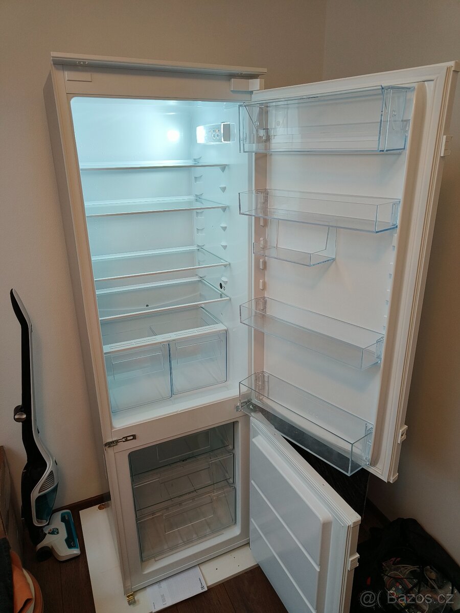 Vestavěná lednice Electrolux - 3