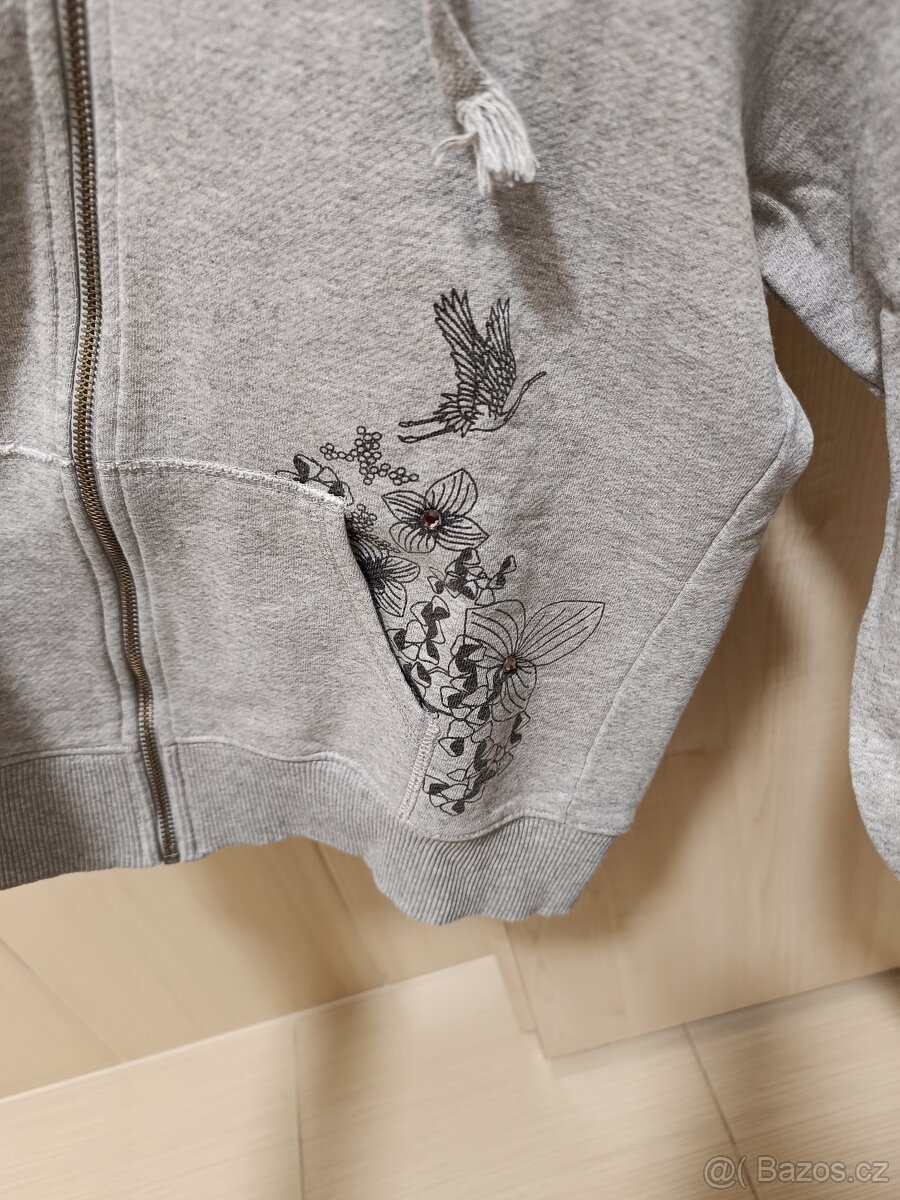 Šedá mikina s kapucí - 3