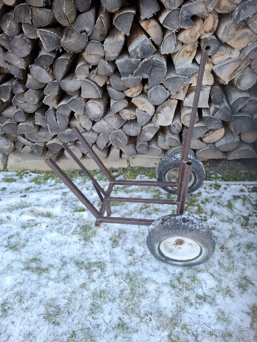 vozík na dřevo - 3