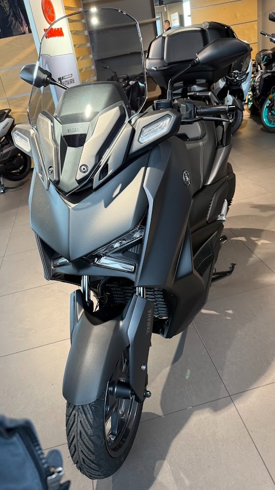 Yamaha XMAX 300 - 3