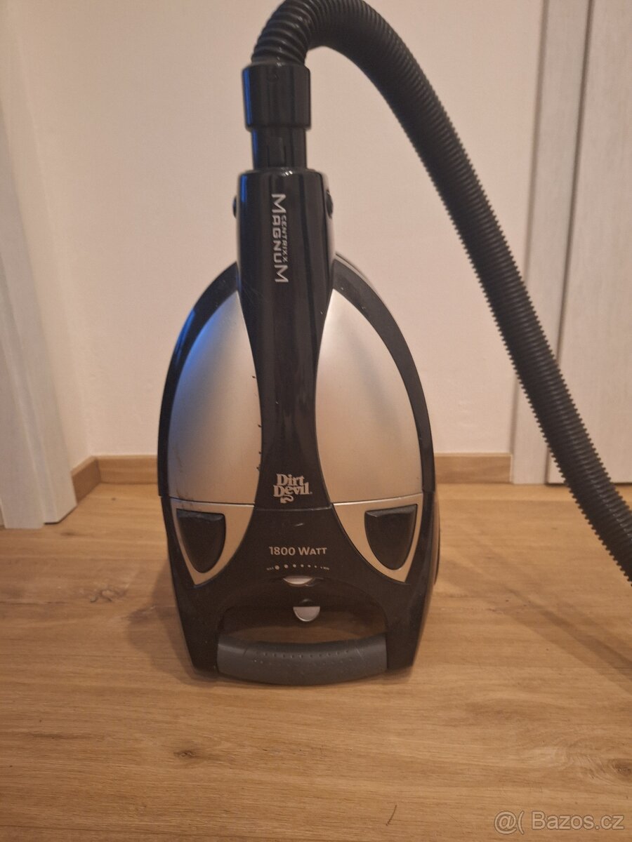 Vysavač Dirt devil - 3