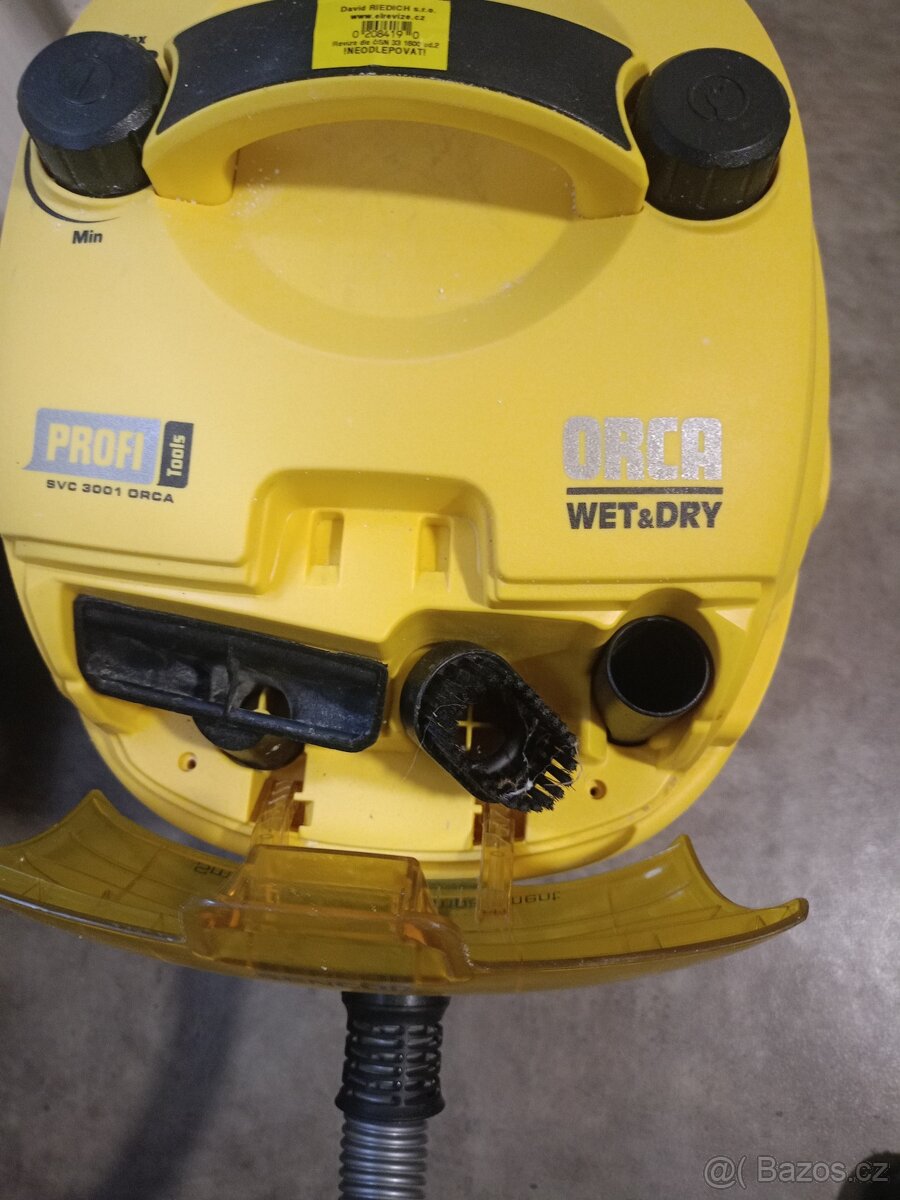 Vysavač Sencor svc 3001 - 3