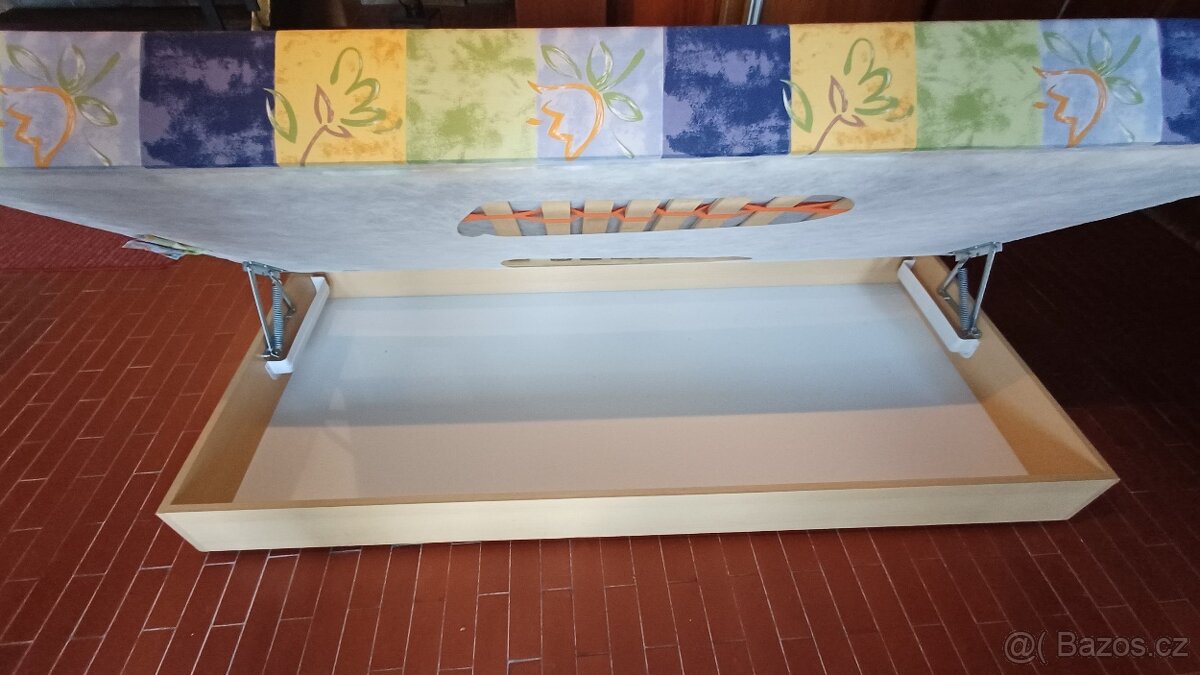 postel s úložným prostorem 90x200 - 3