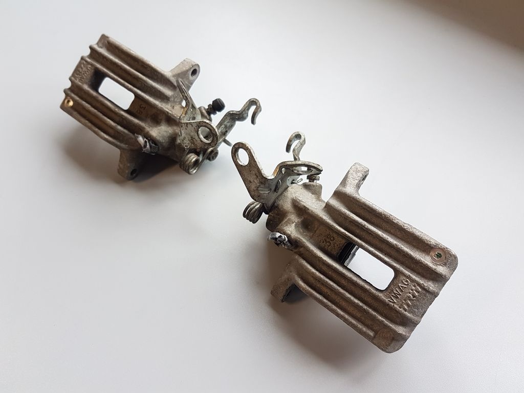 Zadní brzdové třmeny -vroubkovaný typ Octavia II -vyzkoušené - 3