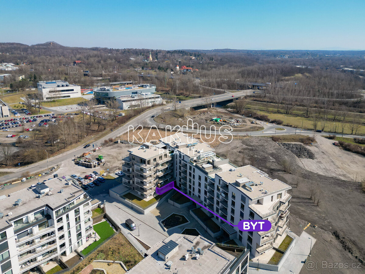 Pronájem bytu 4+KK (114m²) s předzahrádkou v novostavbě na u - 3