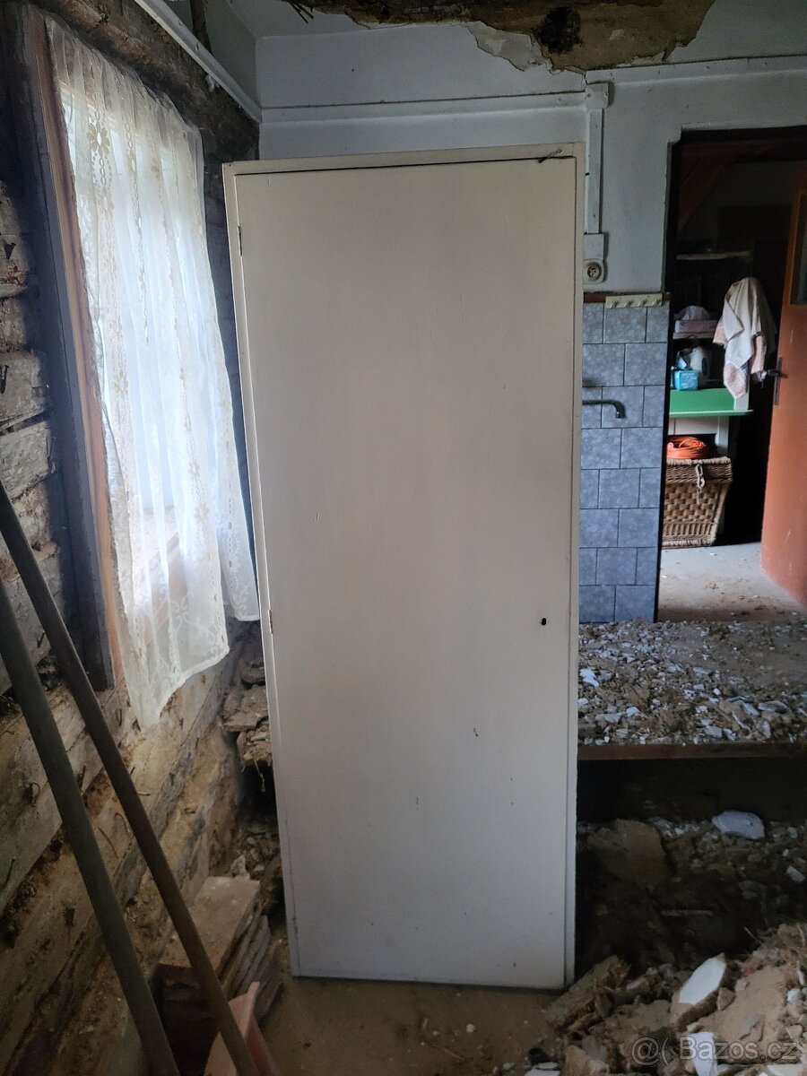 Mix - Stoly - Lednice - Skříně - Atd. - 3