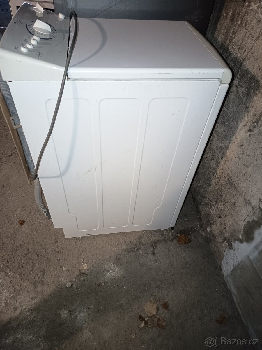 Automatická pračka Whirlpool vrchem plněná - 3