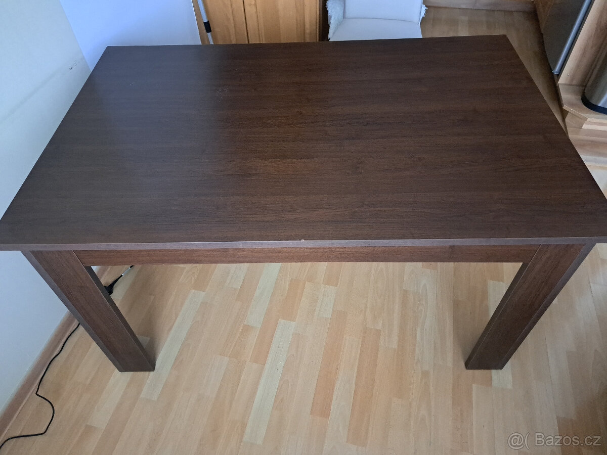 Jídelní stůl - 3