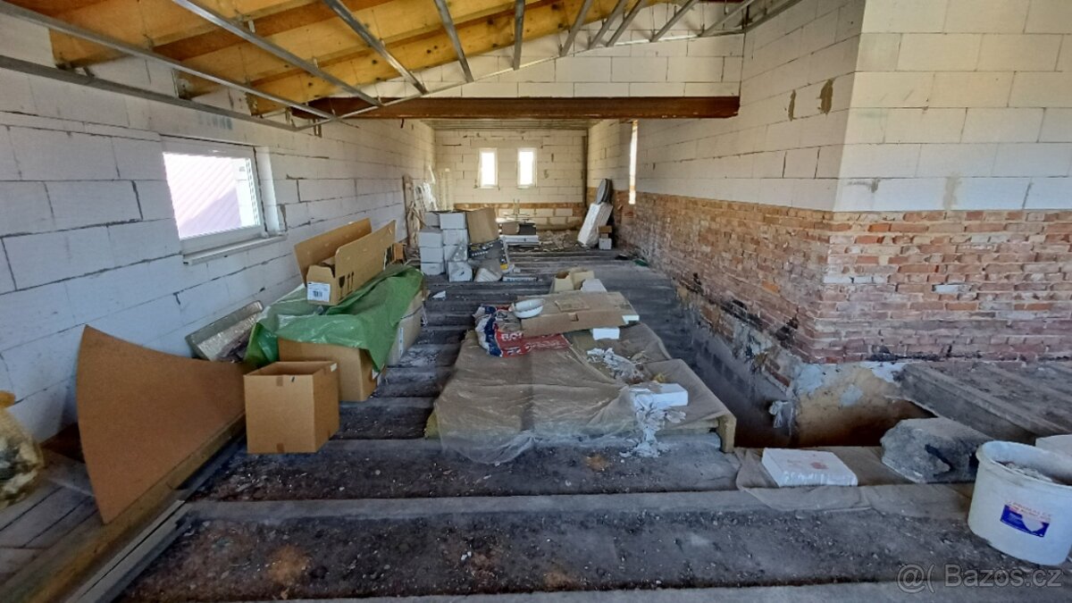 1.patro, Skladové prostory Přeštice - 3