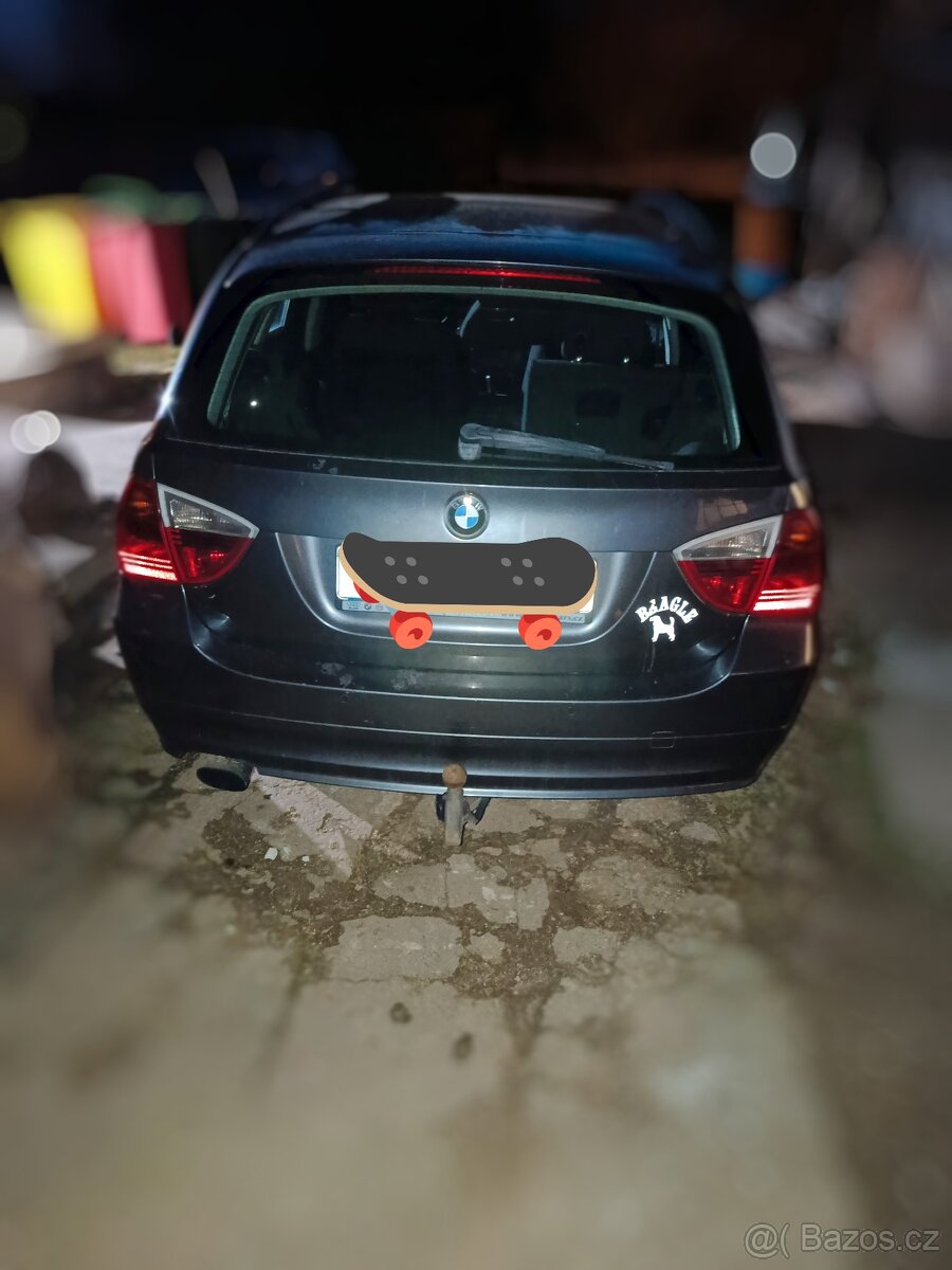 Prodám BMW E91 320D na náhradní díly - 3