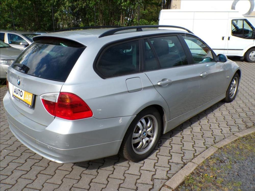 BMW 318 D 2,0 XENONY - 3