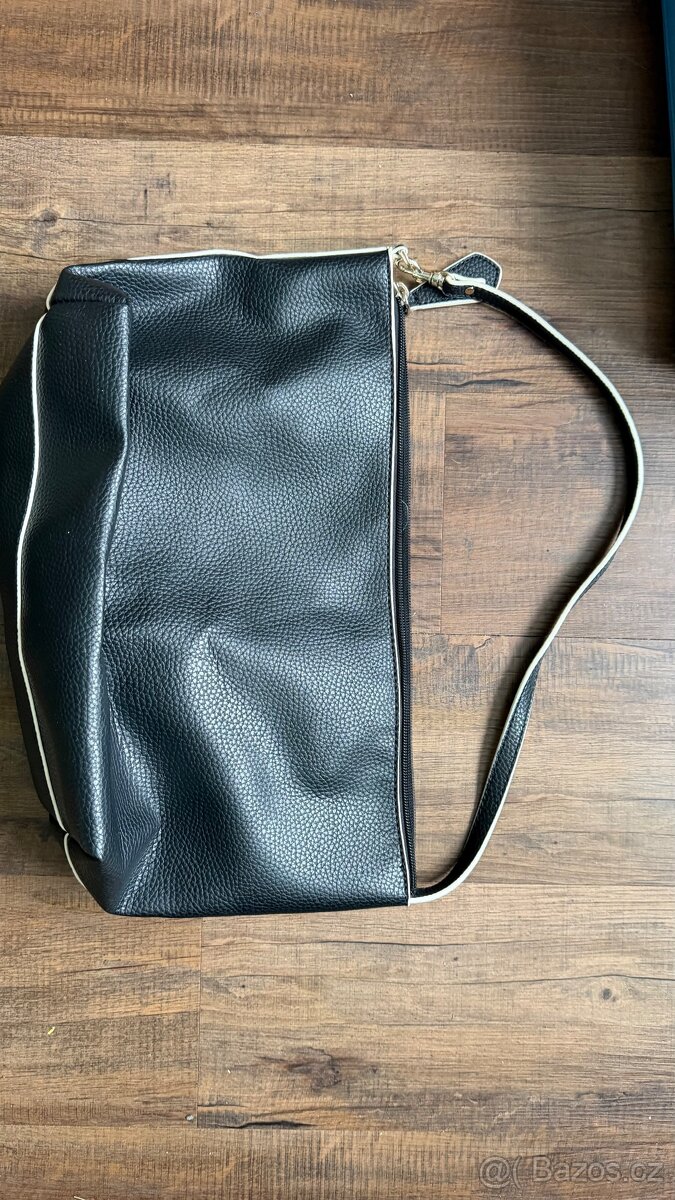 Guess kabelka - 3