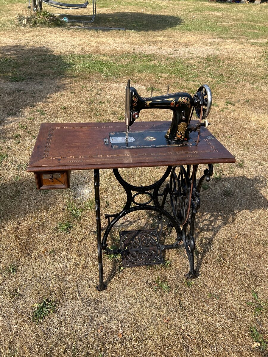 Šicí stroj - 3