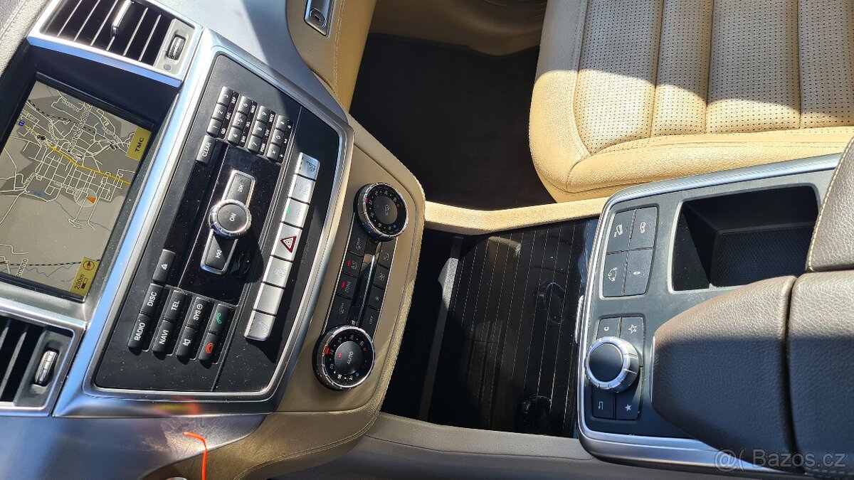ML 63 AMG 4 MATIC - 3