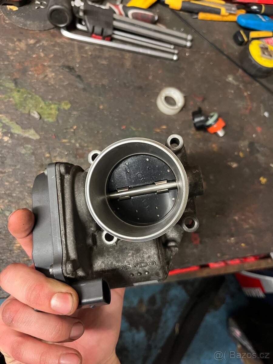 Škrtící klapka - 2.0tfsi 147kw - 3