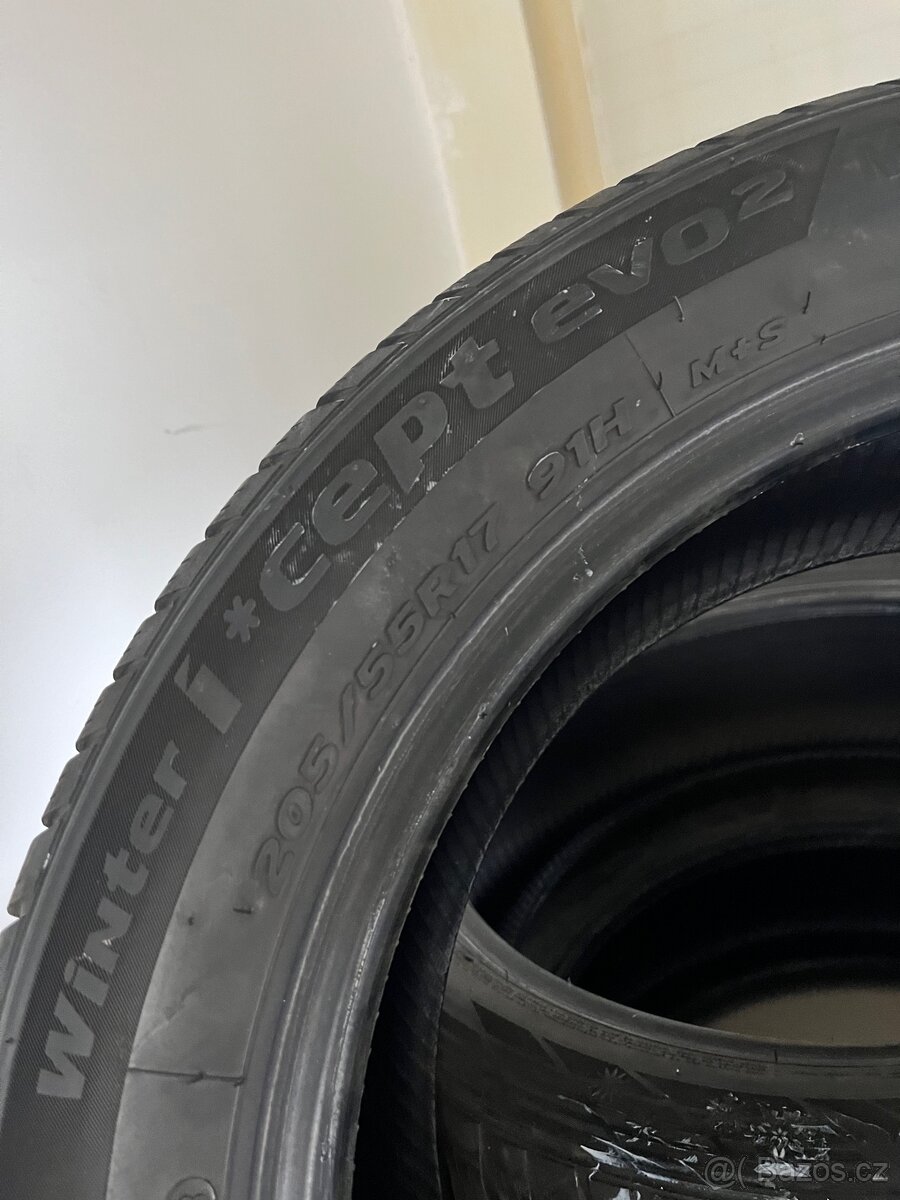 Pneu Hankook 205/55 R17 M+S - 3
