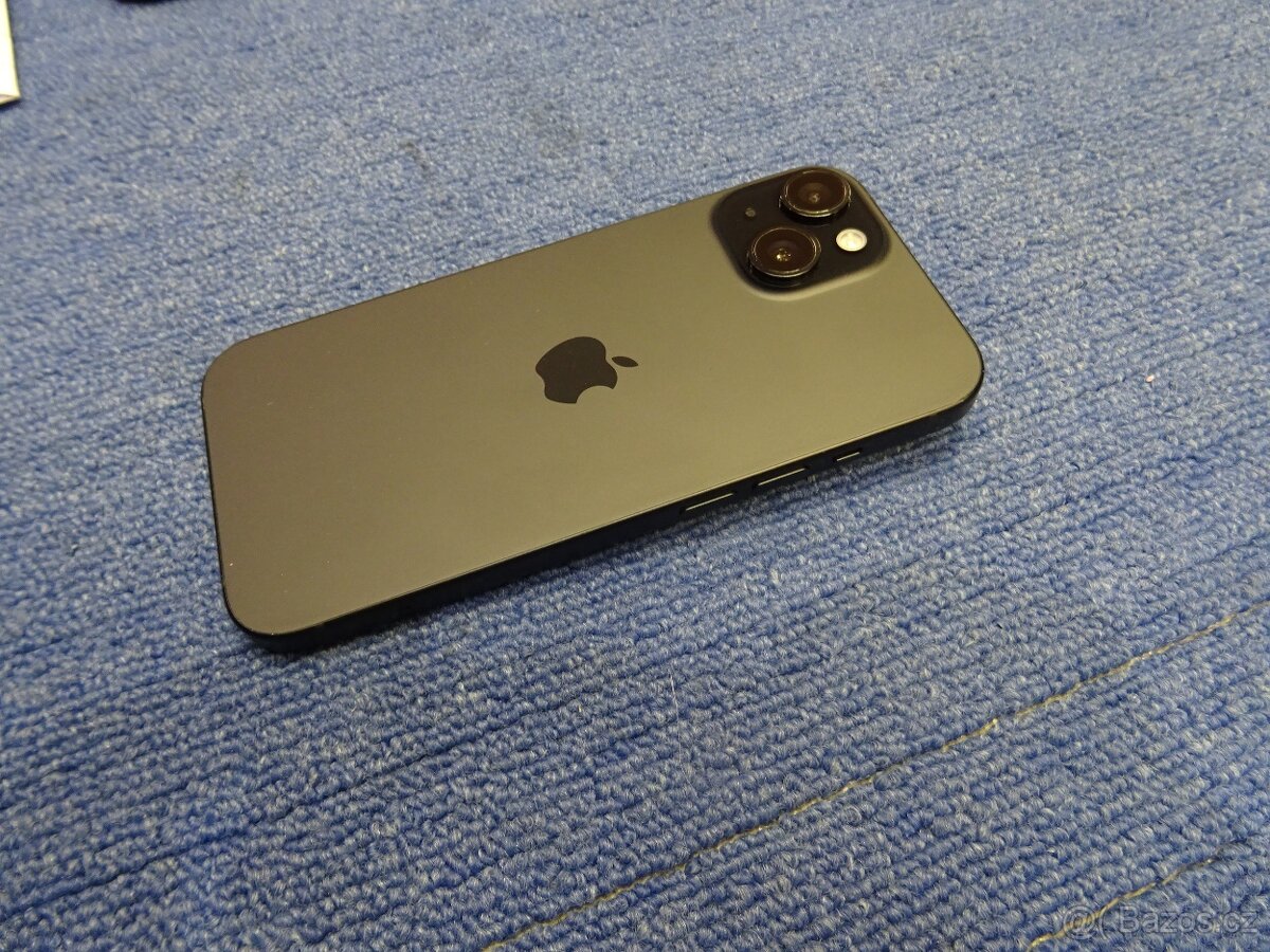 TOP APPLE iPhone 15 256GB +záruka - 3