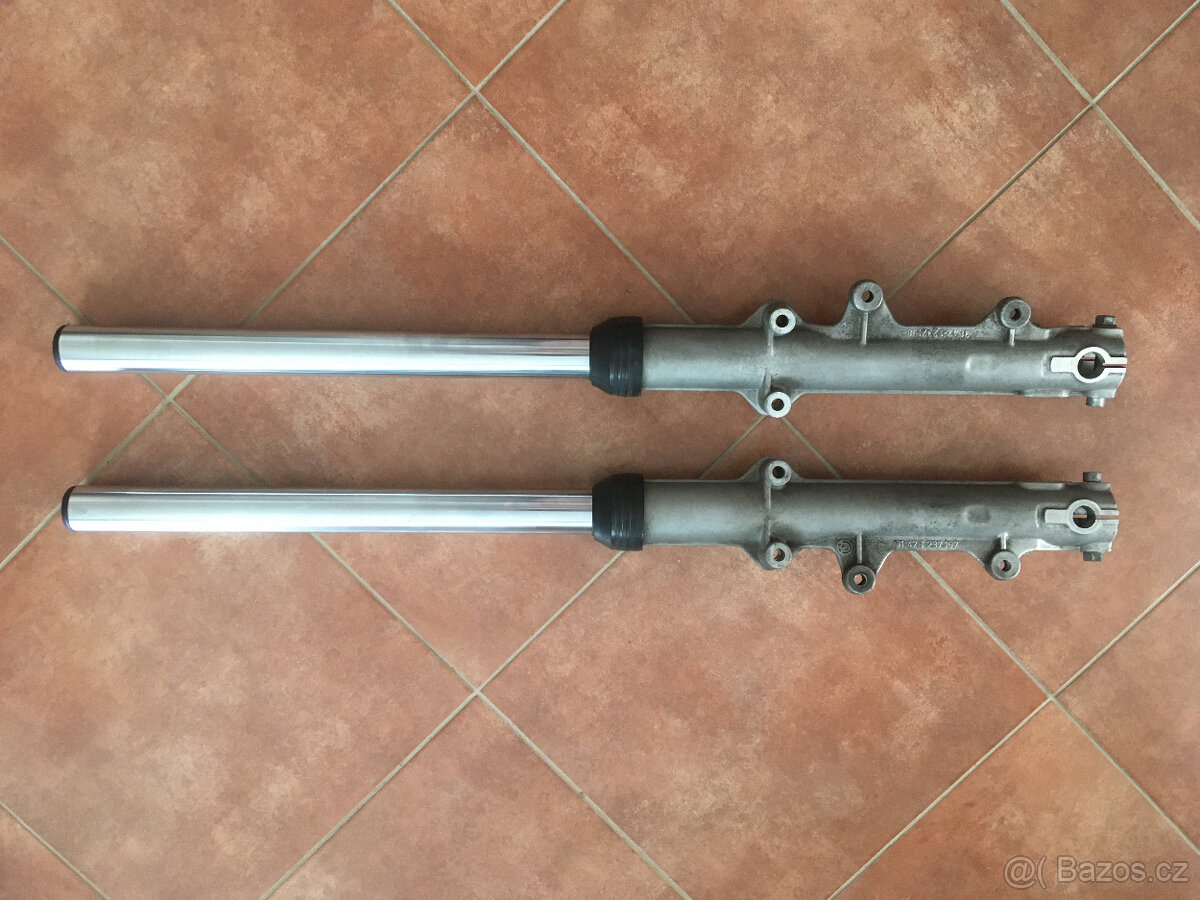 Přední vidlice BMW R45-65 - 3