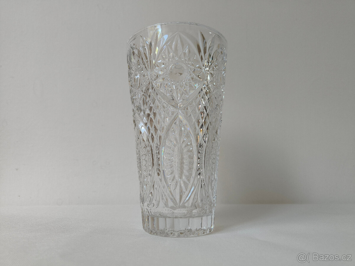 Váza broušená - 3