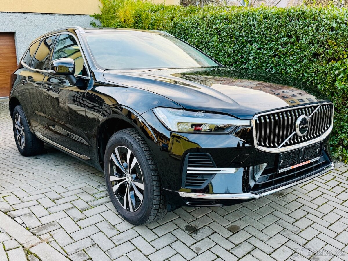 Volvo XC60 T6 257kW Inscription 4x4 NYNÍ PO SERVISE ČR 2022 - 3