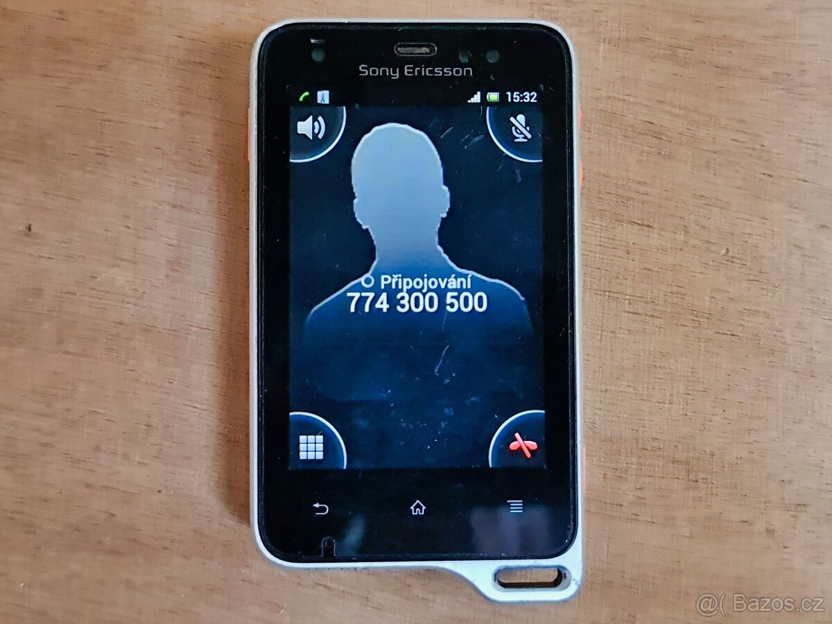 Sony Ericsson Xperia Active - pro sběratele - 3