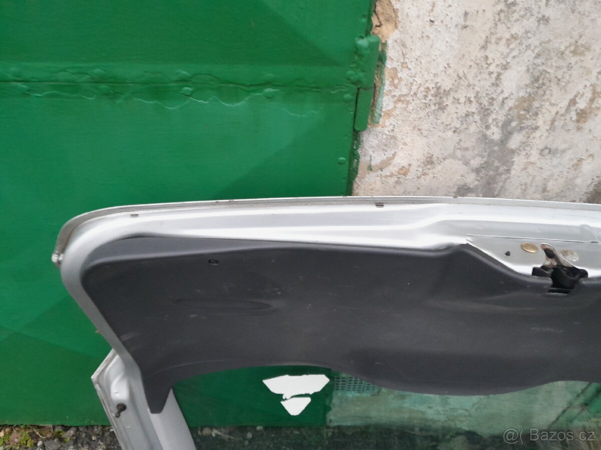 Ford Focus combi MK1 - 5. dveře, víko kufru - 3