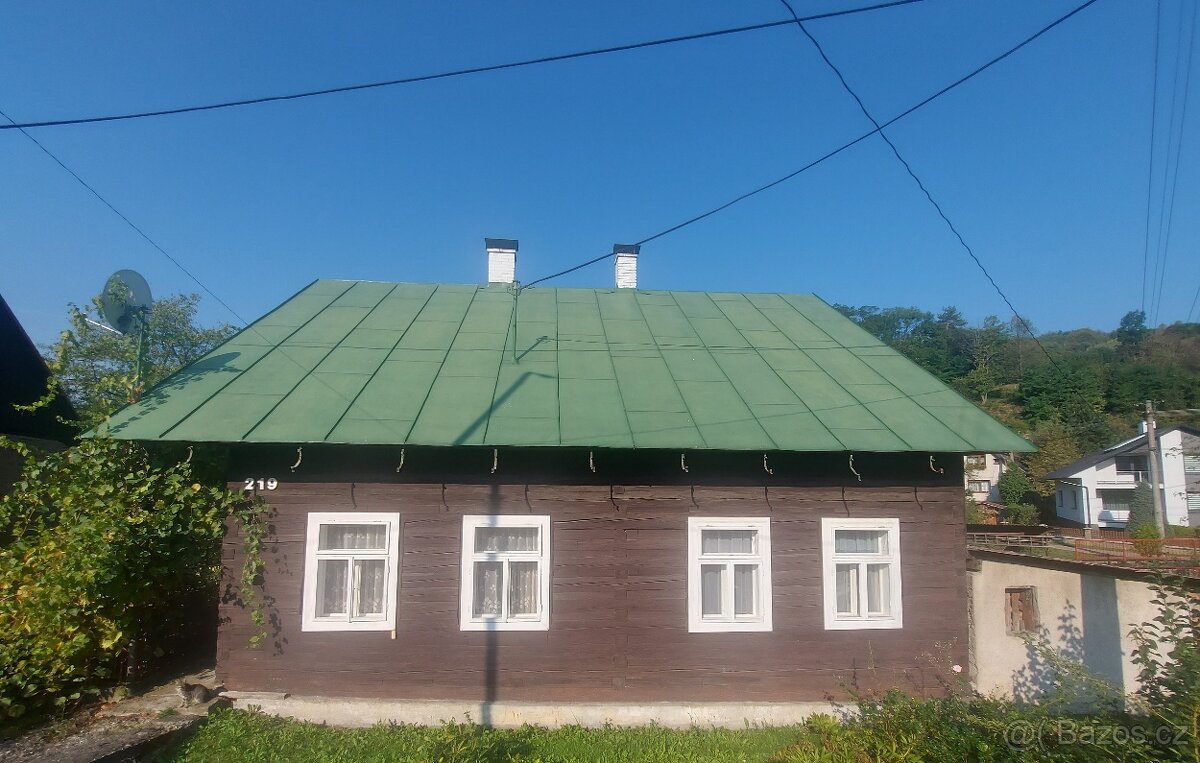 Malebná drevenica v pohraničí - 3