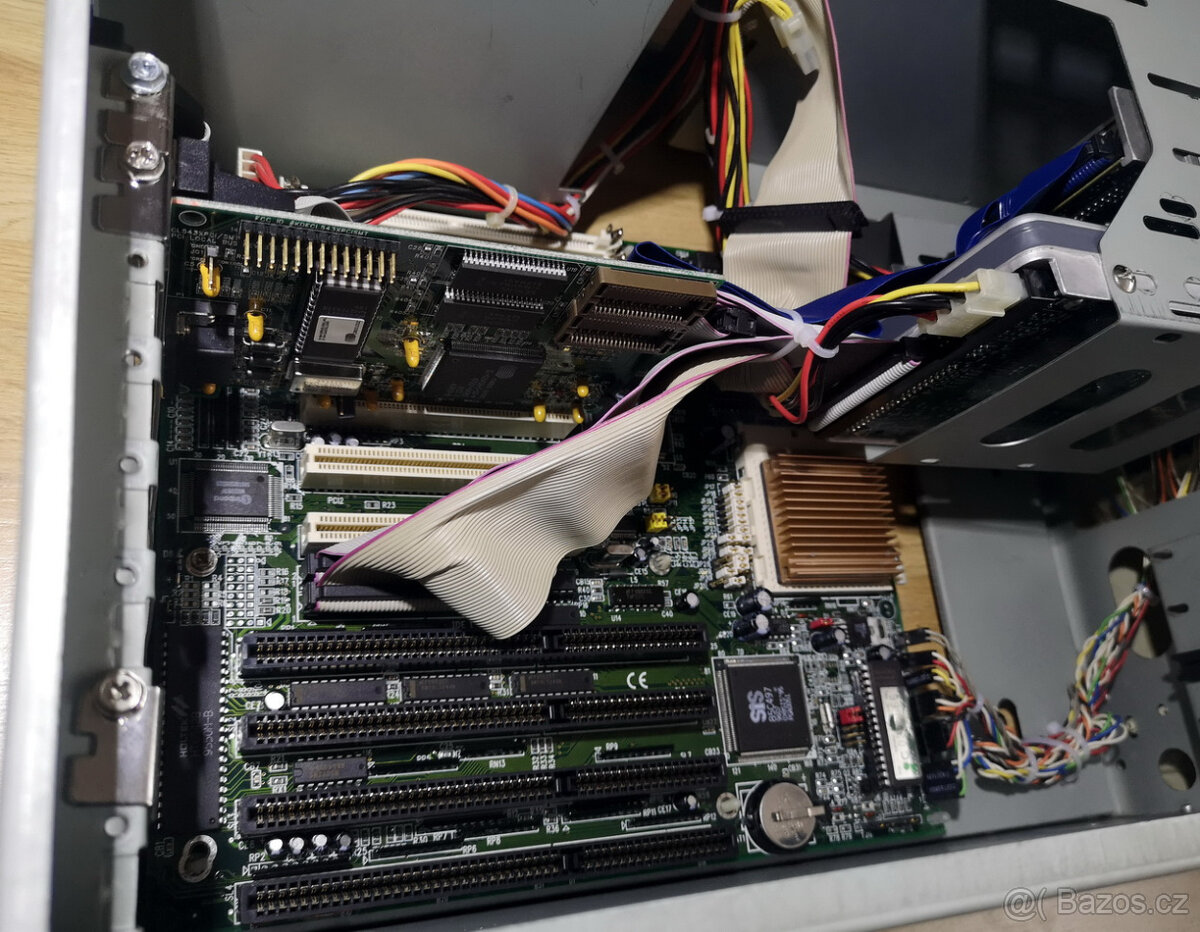 Predám Retro PC Am5x86 133 MHz (26) - 3