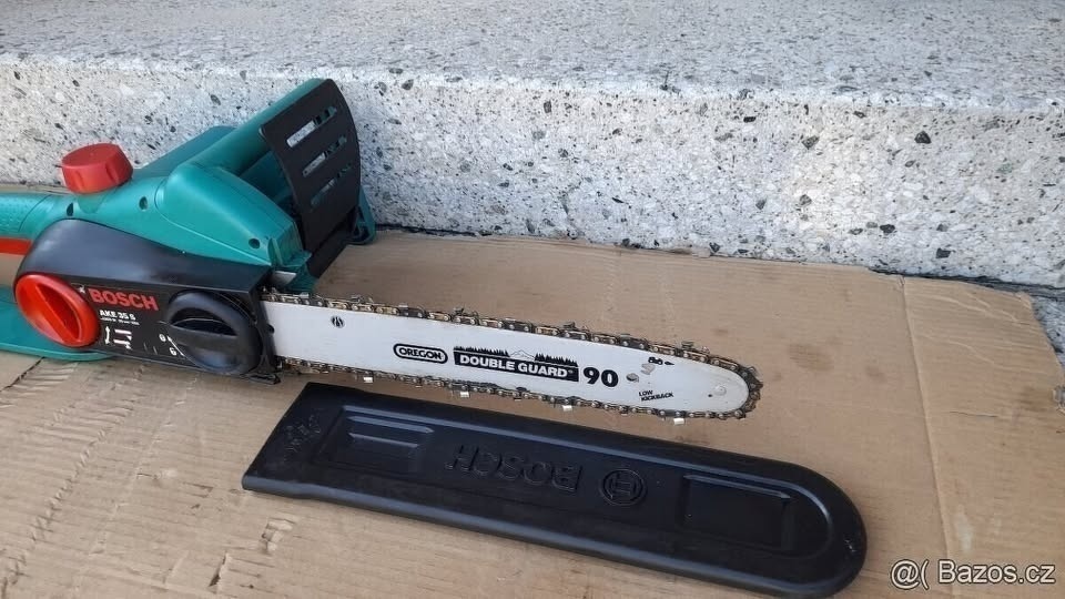 Elektrická řetězová pila Bosch AKE 35 S - 3