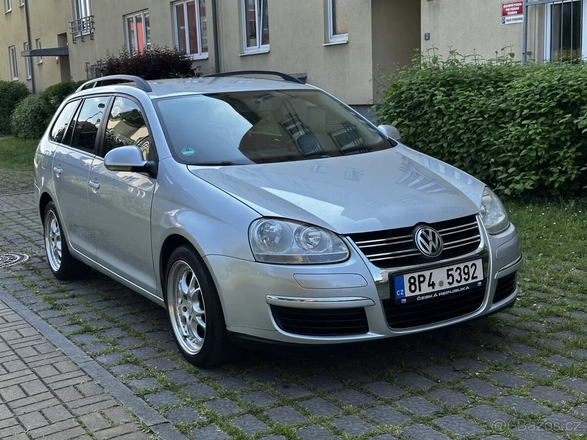 Volkswagen Golf V Combi 1.9 TDI 77kW Navi Tažné ALU R17 2009 - 3