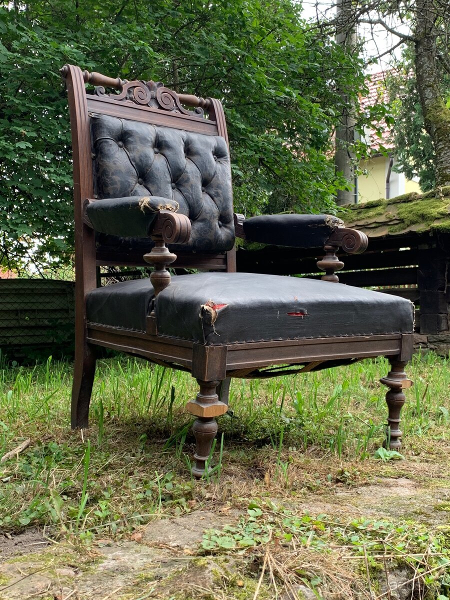 starožitné křeslo - 3