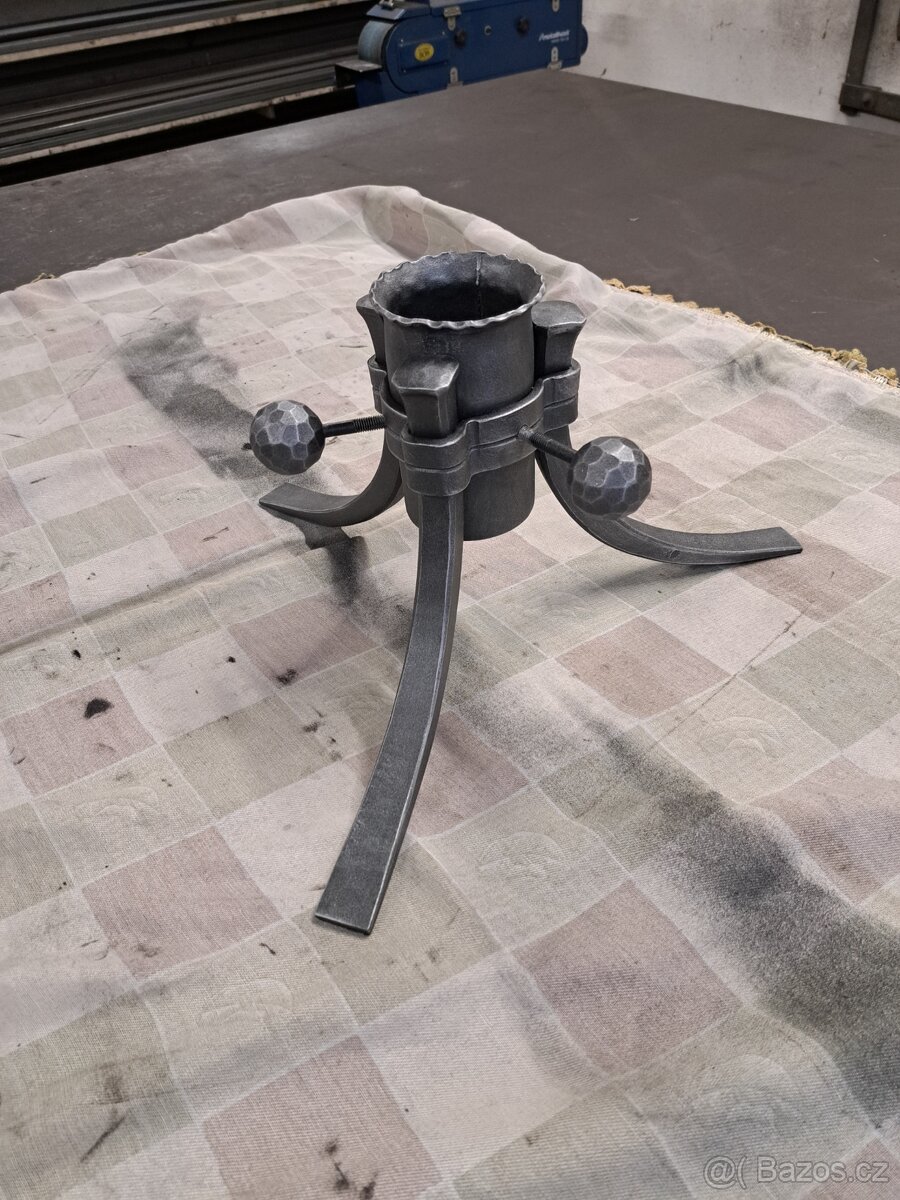 Stojan na vánoční stromeček - 3