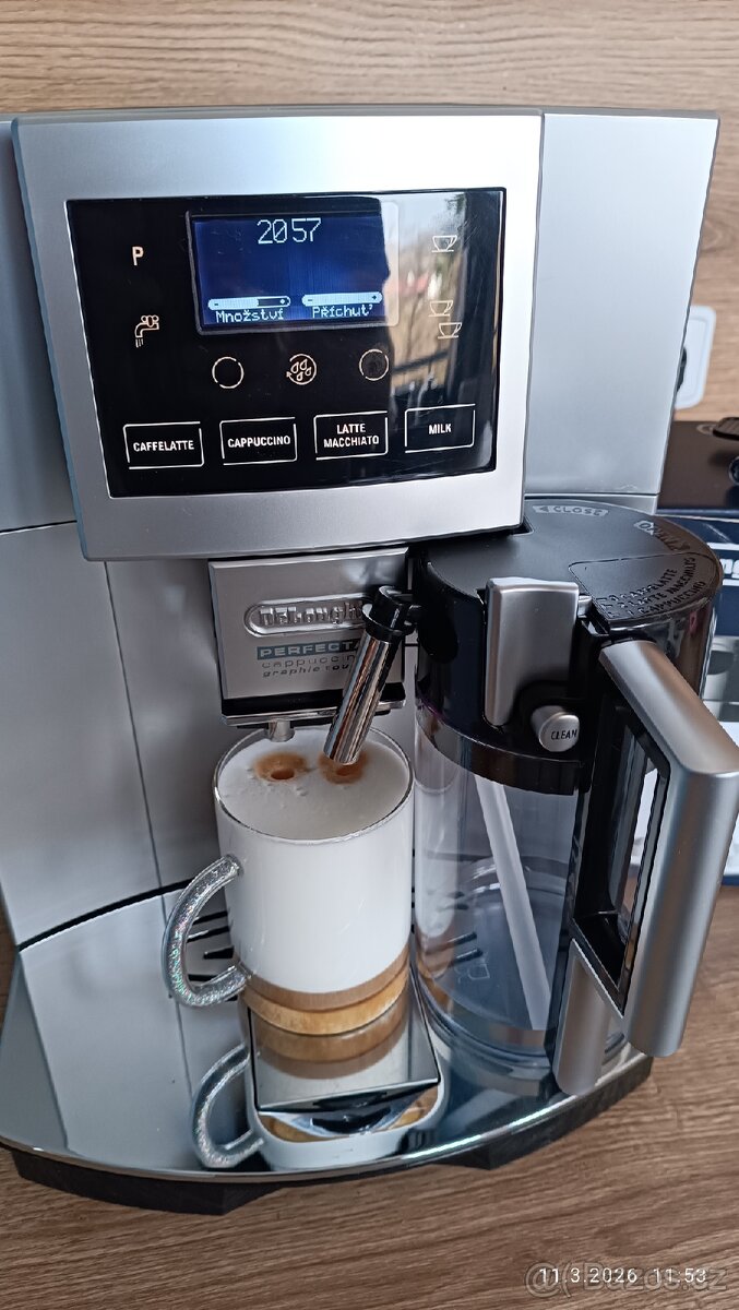 De'Longhi perfecta cappuccino graphic touch - 3