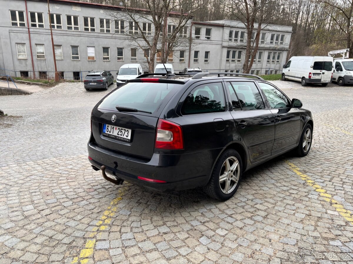 Škoda Octávia Facelift Combi 2.0 TDI - 3