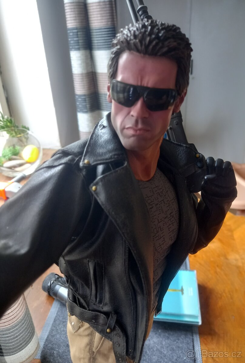 Sideshow Terminator - 3