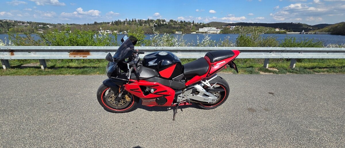 Honda CBR 954 Fireblade - 3