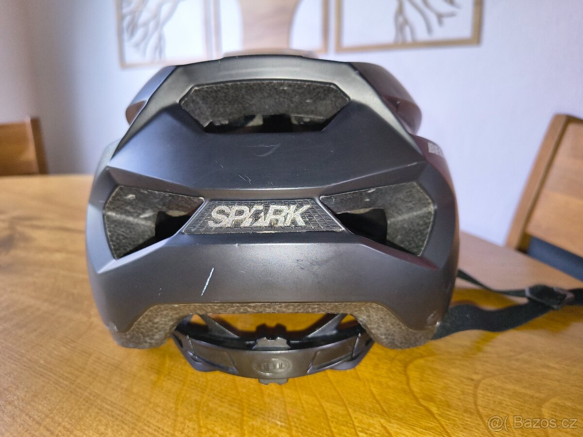Helma Bell SPARK - 3