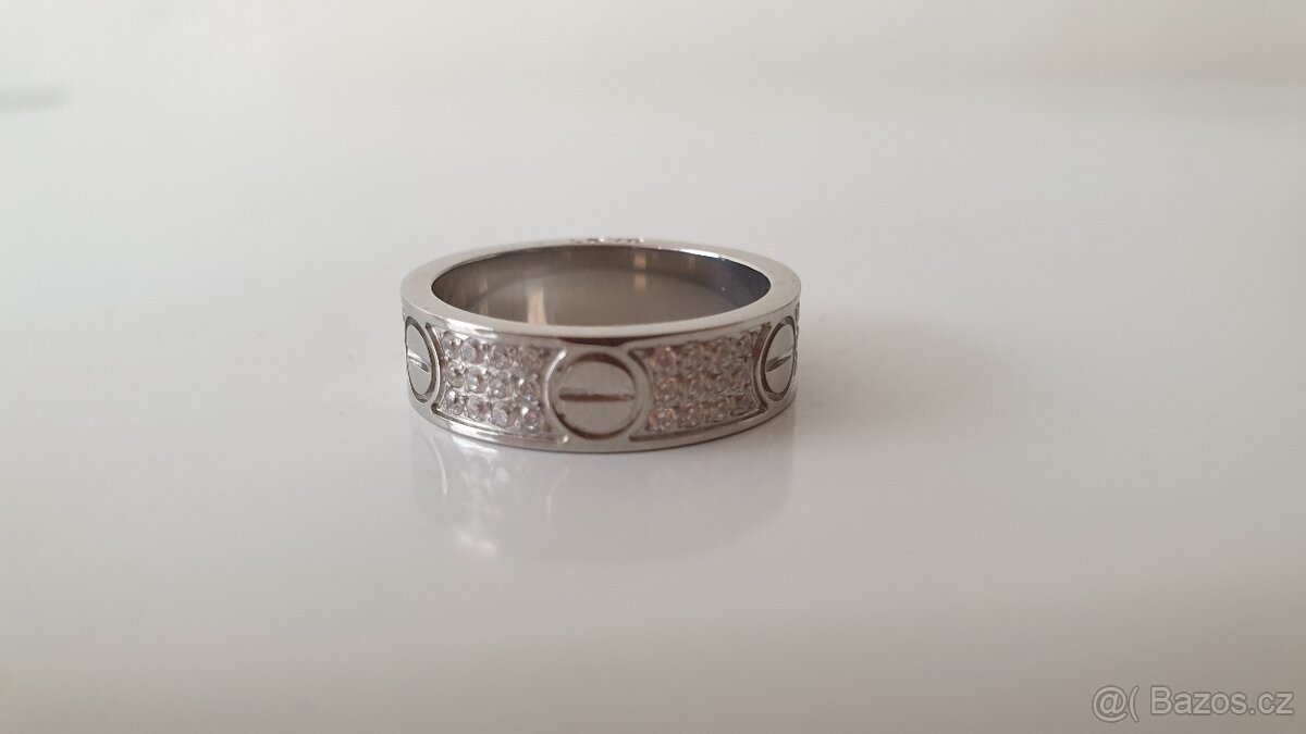 2x pavé Love ring - 3