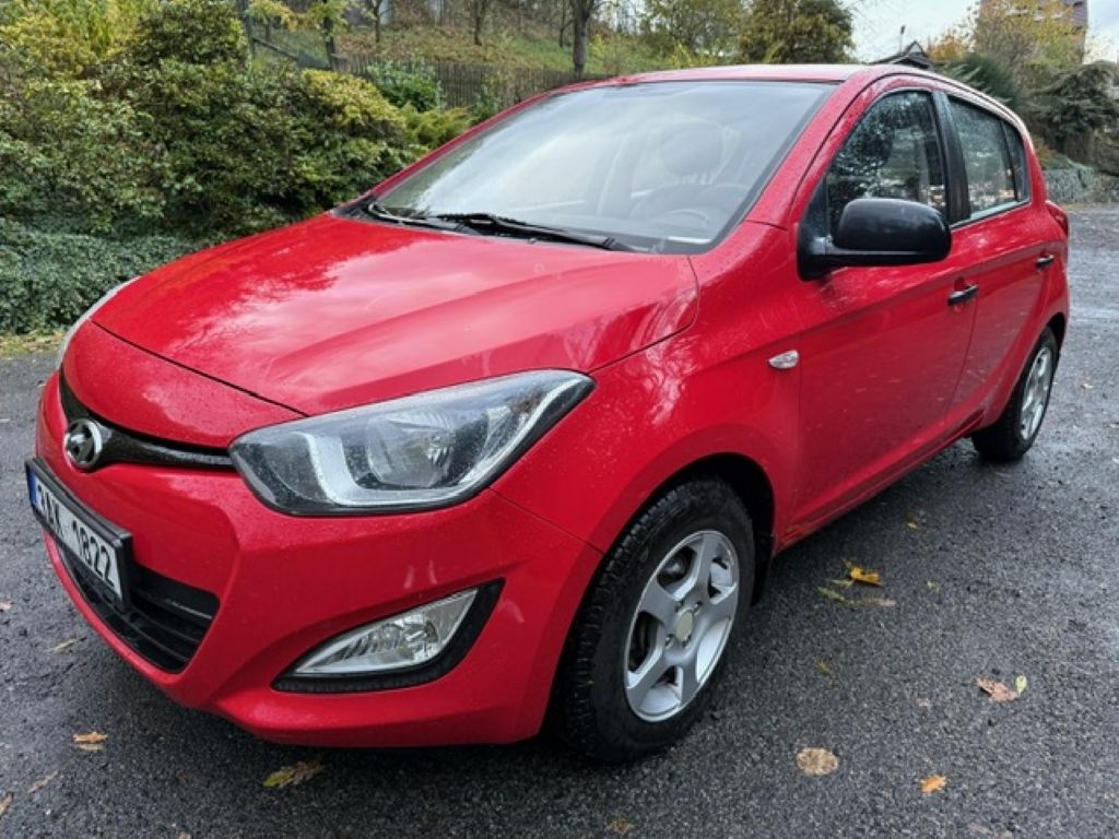 Hyundai i20 1.2i LPG výborný stav, letní a zimní kola STK - 3