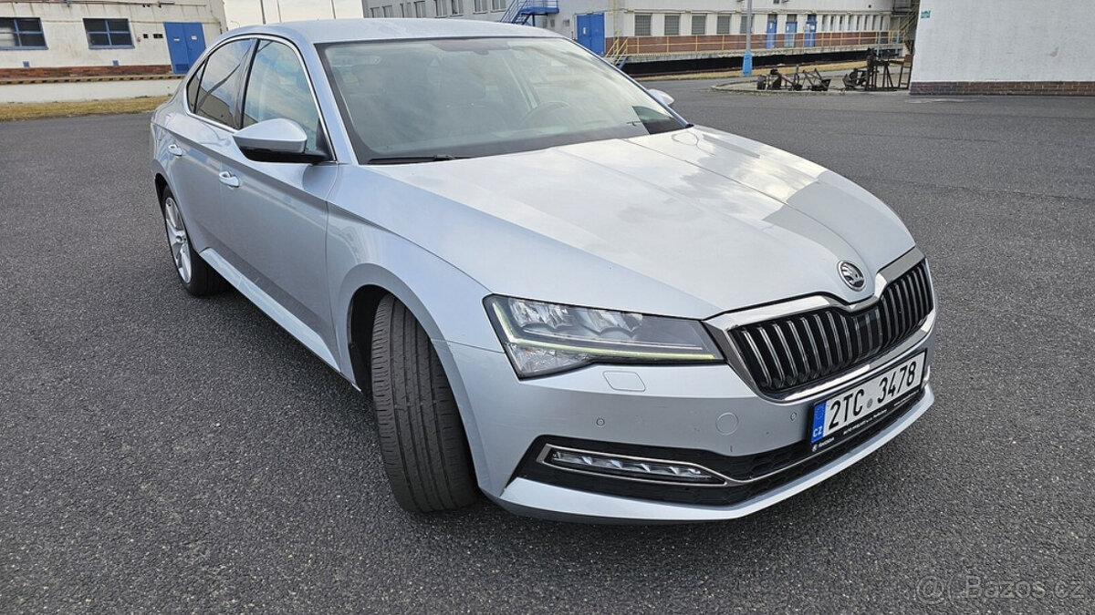 Pronájem Superb 2021 Taxi Bolt Uber 2.0 TDI automat - 3