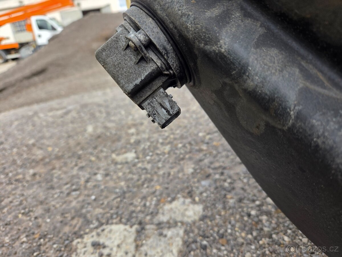 AD Blue nádrž + čerpadlo Mitsubishi Fuso Canter - 3